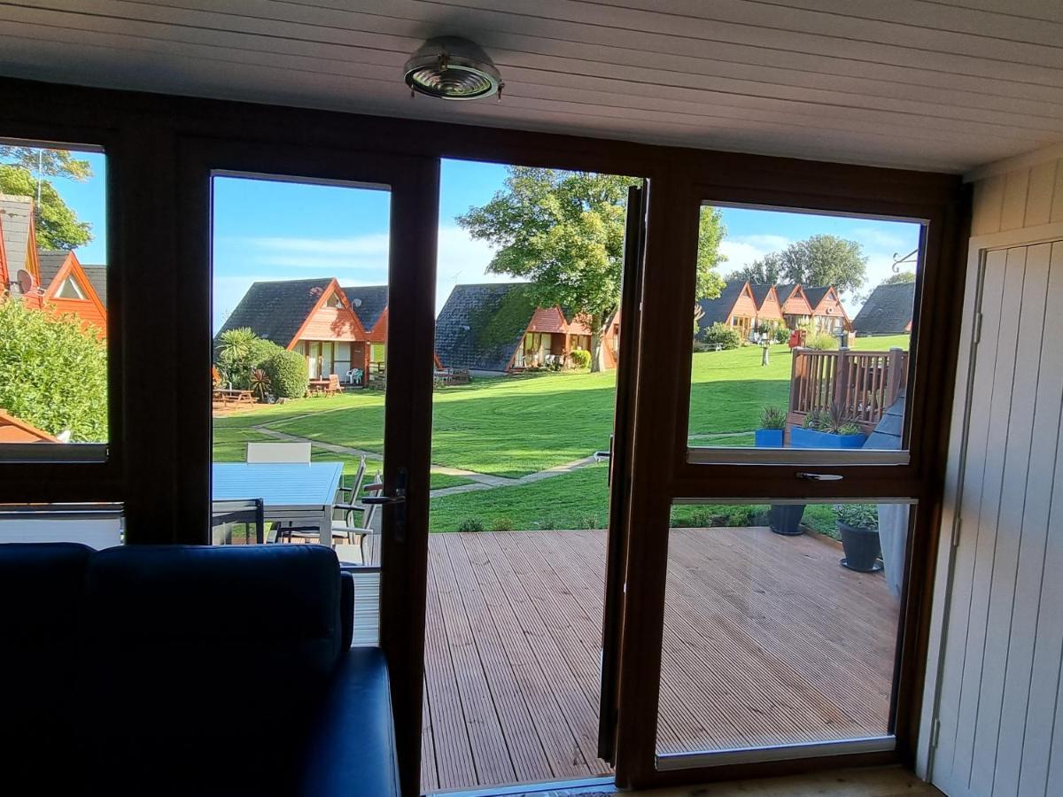 Chalet Brightstone Kingsdown Cliffs Location With Indoor Pool, Tennis Court, Mini-Golf Short Walk To Beach And 3 Great Local Pubs מראה חיצוני תמונה