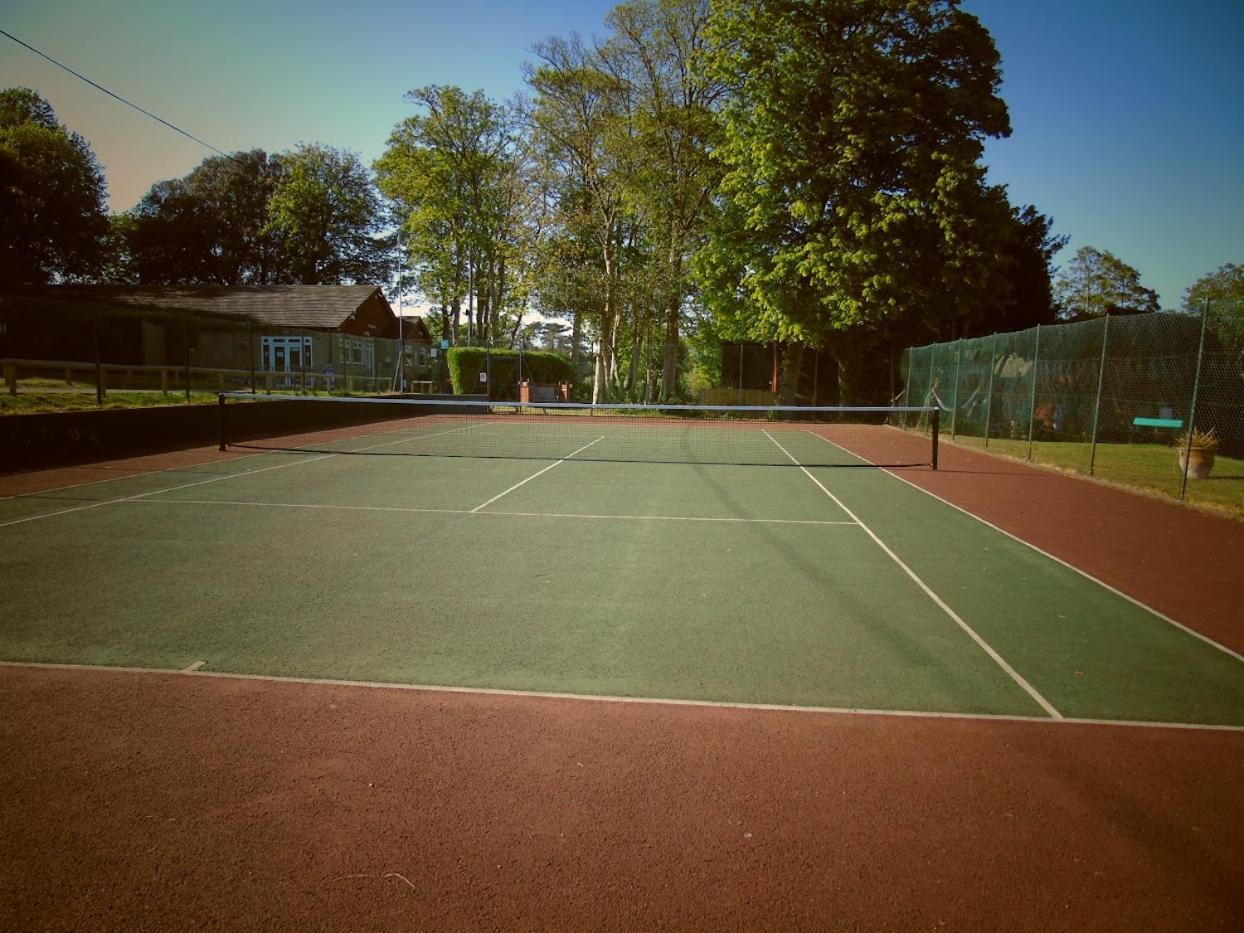 Chalet Brightstone Kingsdown Cliffs Location With Indoor Pool, Tennis Court, Mini-Golf Short Walk To Beach And 3 Great Local Pubs מראה חיצוני תמונה